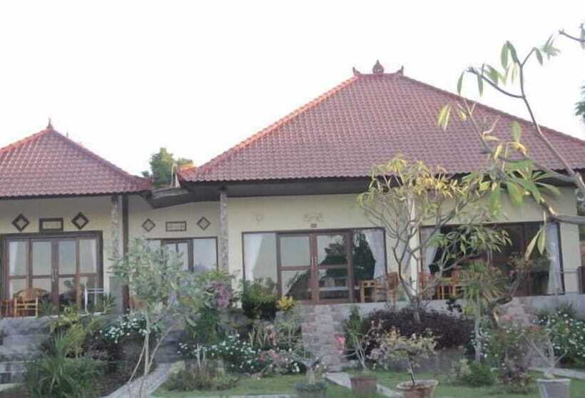 Segara Tegeh   Hostel