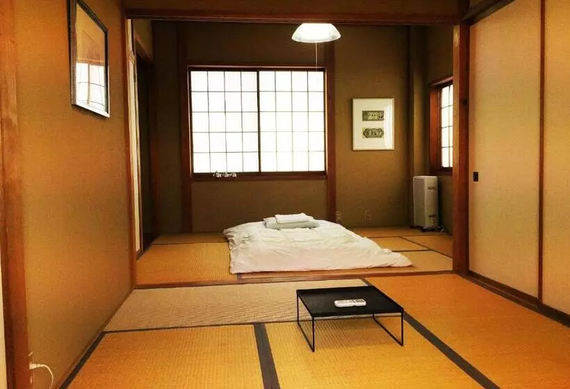 Toolate Guesthouse Toyama