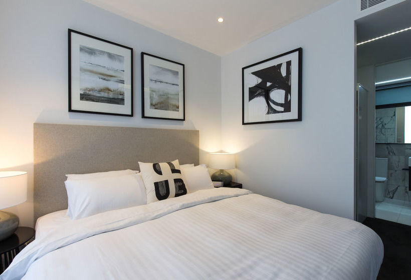 Apartment  East Central