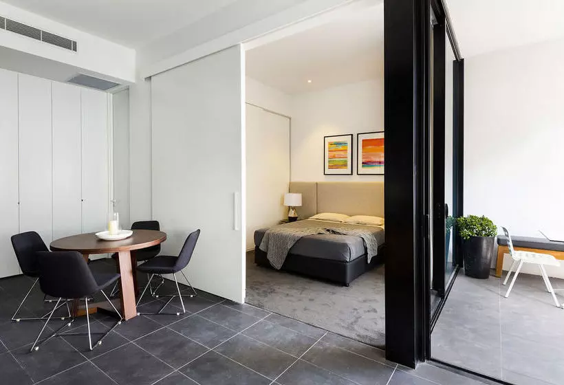 Apartment East Central