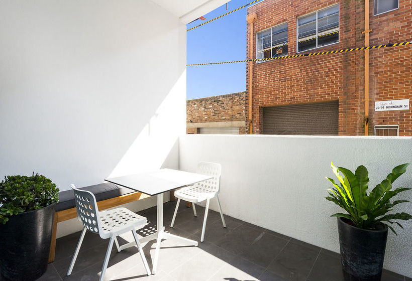 Apartment  East Central