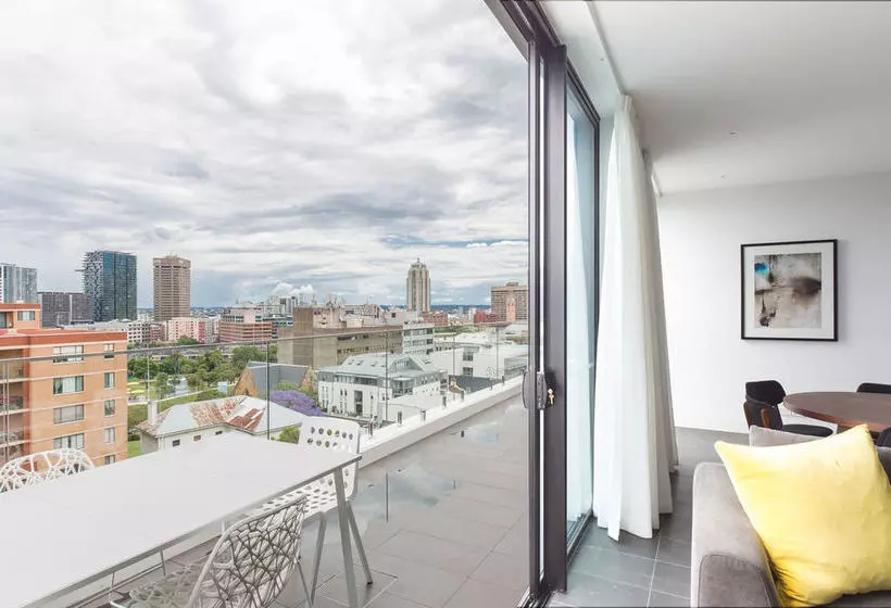 Apartment East Central