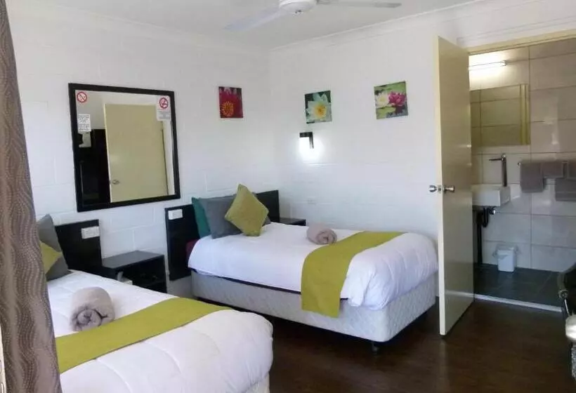 Azalea Motel