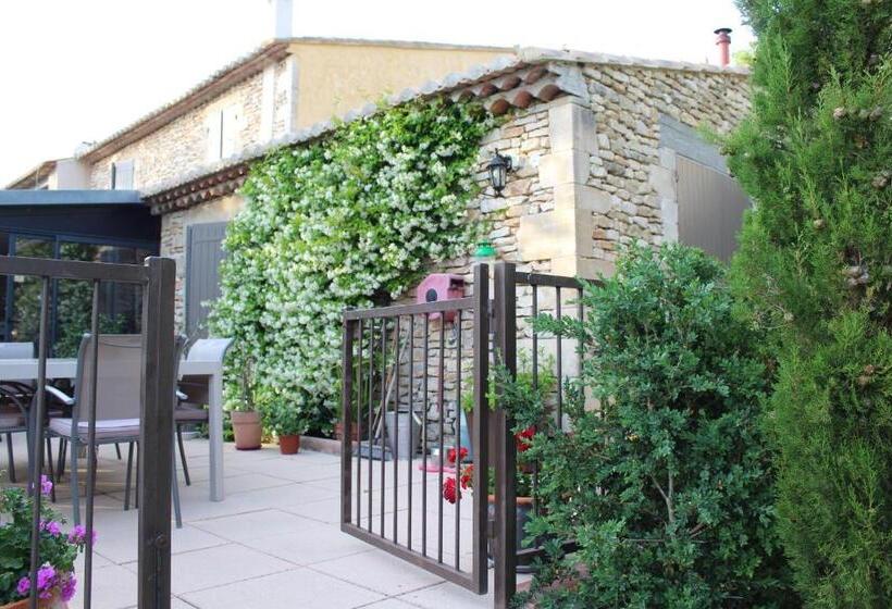 مبيت وإفطار Mas Auroma