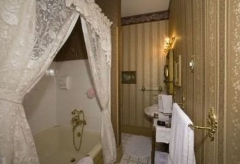 住宿加早餐  Port City Victorian Inn