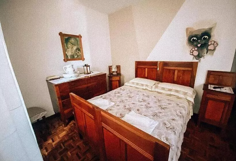 ホテル Albergo Alle Alpi