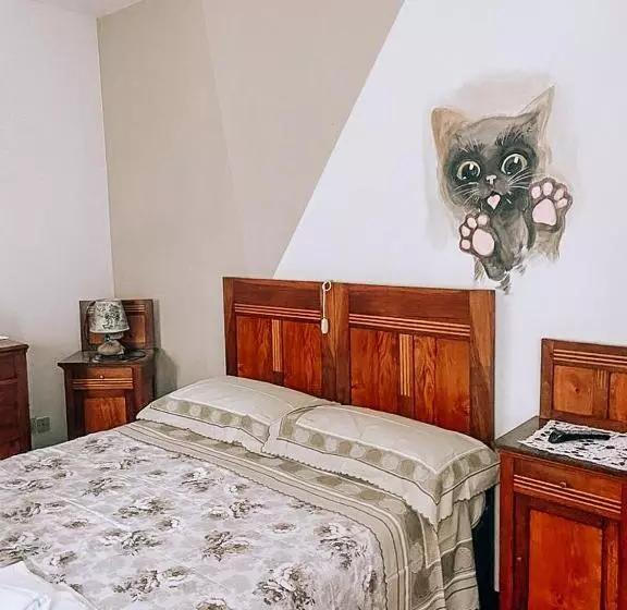 ホテル Albergo Alle Alpi