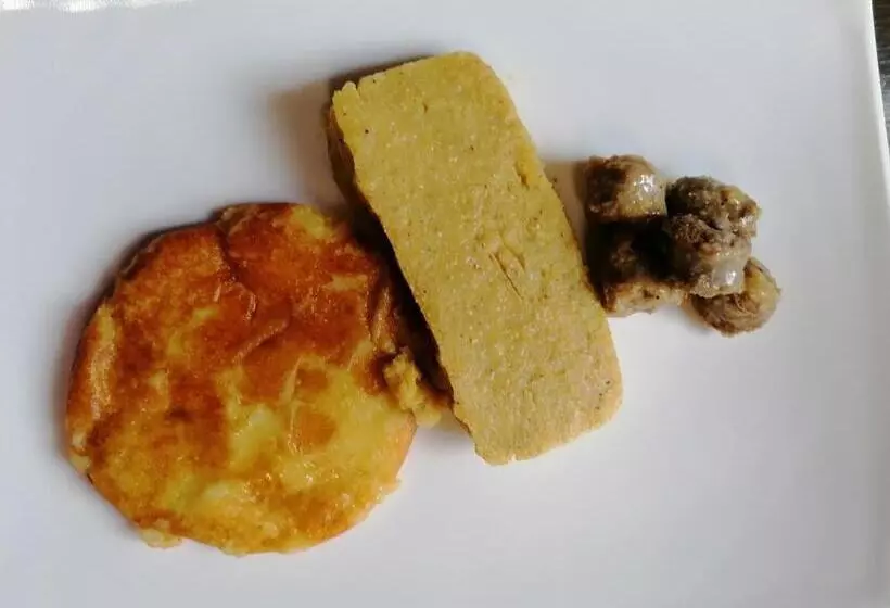 ホテル Albergo Alle Alpi