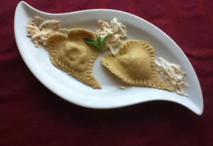 ホテル Albergo Alle Alpi