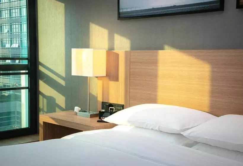 Hotelli Hyatt Place Shenzhen Airport
