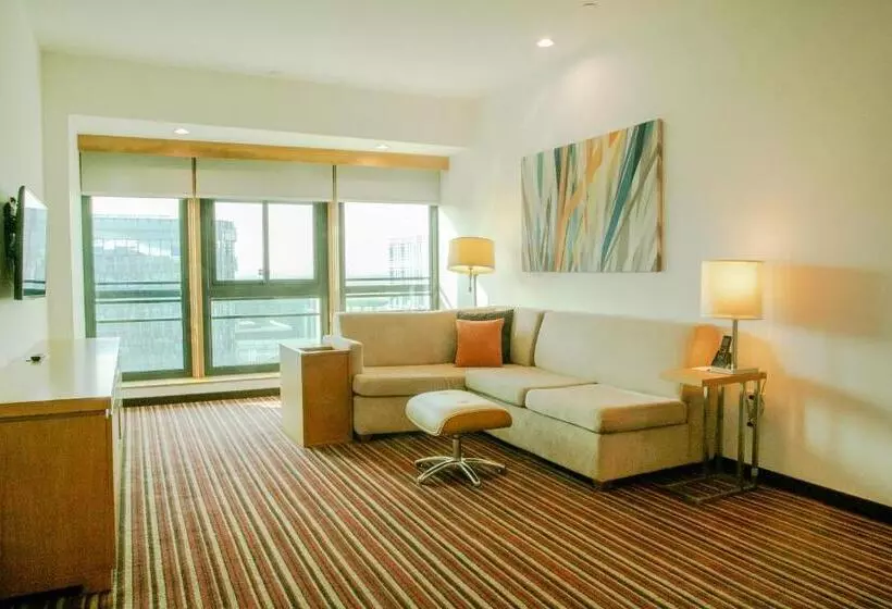 Hotelli Hyatt Place Shenzhen Airport