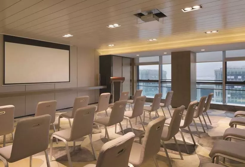 Hotelli Hyatt Place Shenzhen Airport