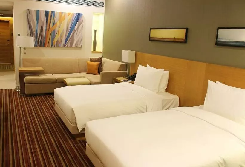 Hotelli Hyatt Place Shenzhen Airport
