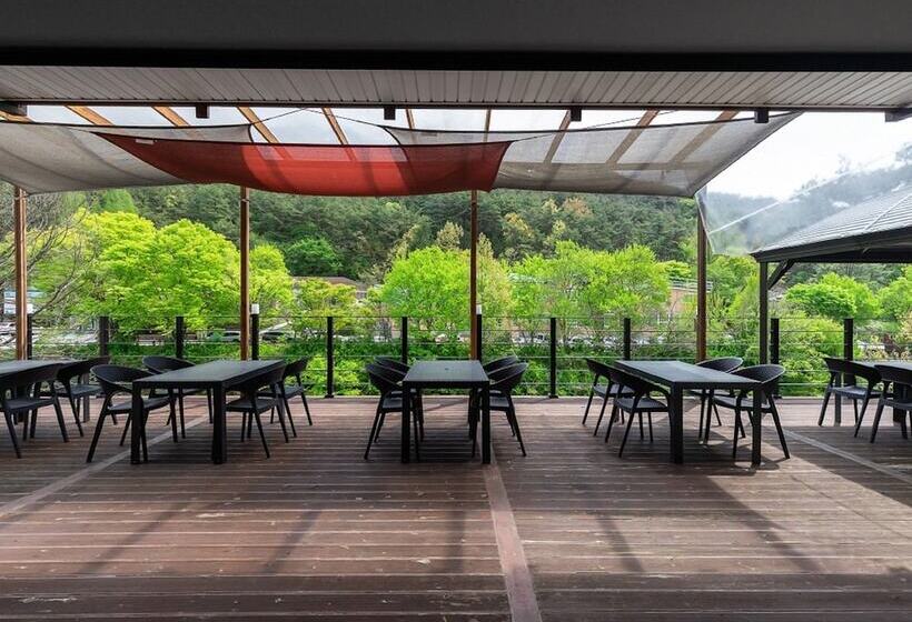 فندق Camp Jirisan Parkview