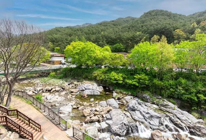 Hotelli Camp Jirisan Parkview