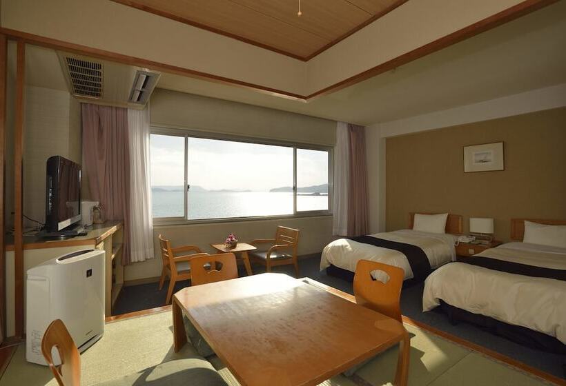 فندق Shodoshima International