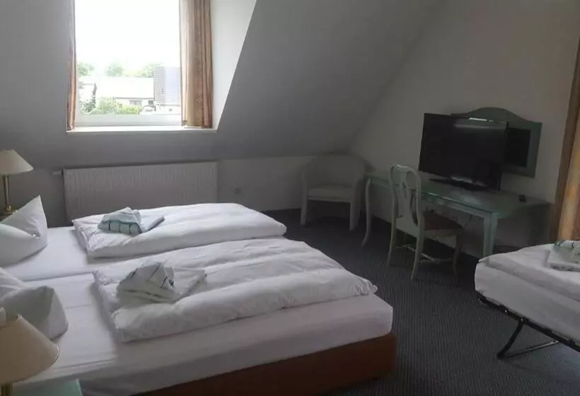 Hotelli Ziegenkrug Schweriner Tor