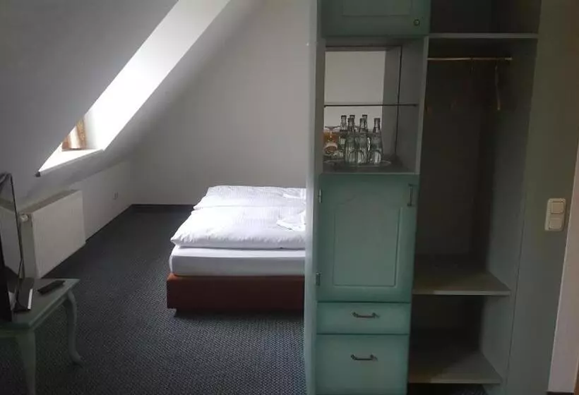Hotelli Ziegenkrug Schweriner Tor