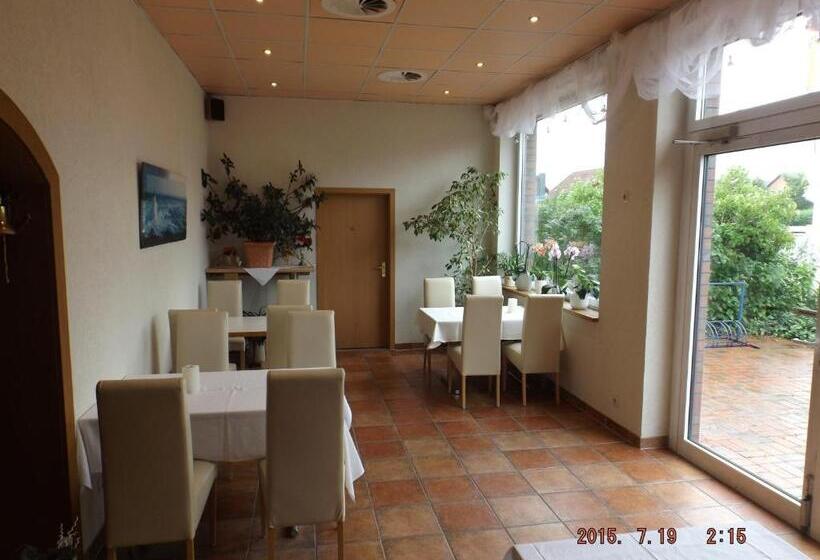 Otel Ziegenkrug Schweriner Tor