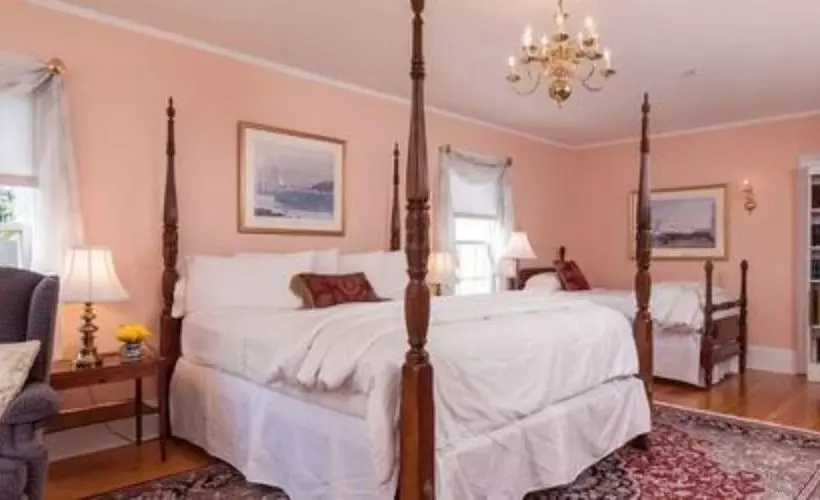 تختخواب و صبحانه Kennebec Inn