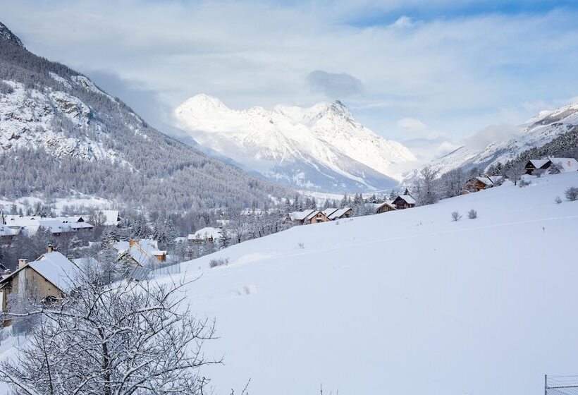 Langley Hotel La Vieille Ferme