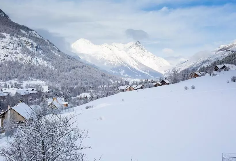 Langley Hotel La Vieille Ferme