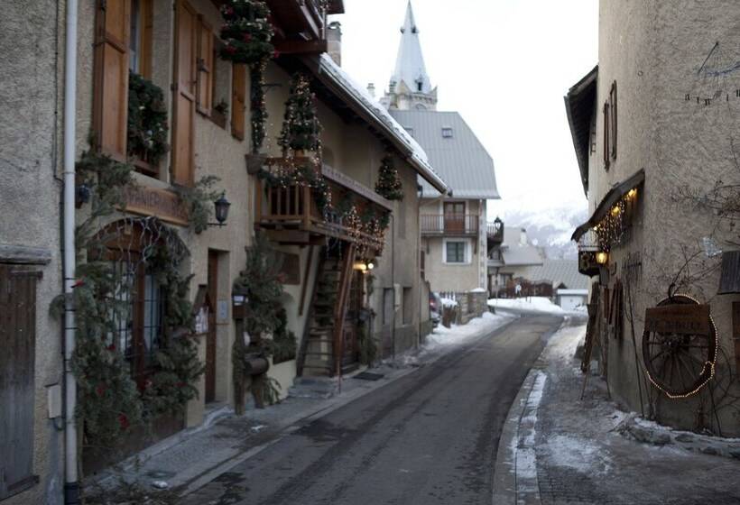 Langley Hotel La Vieille Ferme