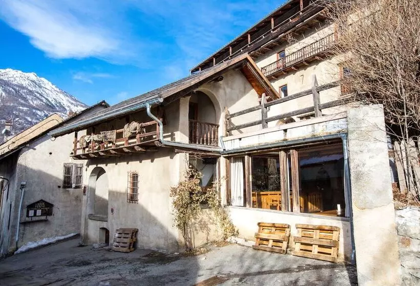Langley Hotel La Vieille Ferme