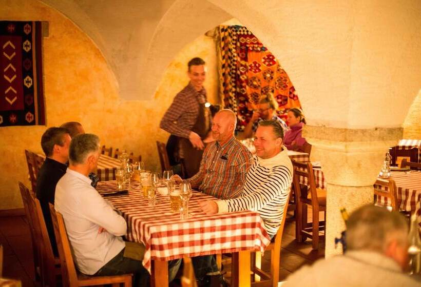 Langley Hotel La Vieille Ferme