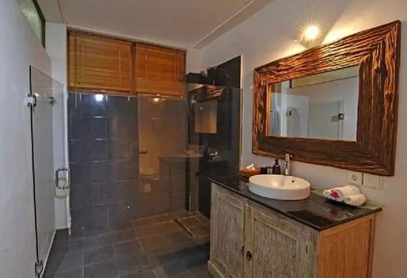Lembongan Sanctuary Villas