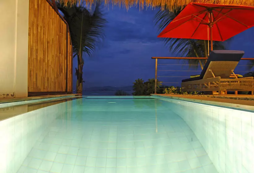 Lembongan Sanctuary Villas