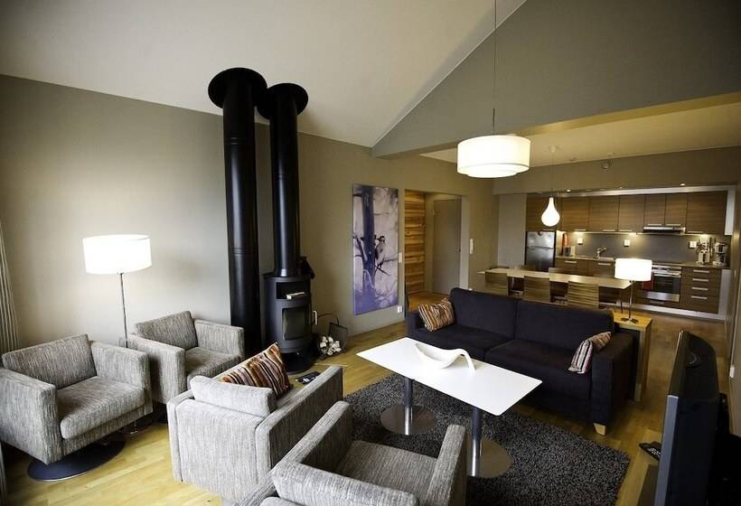 Levi Suites Unna Mànnu