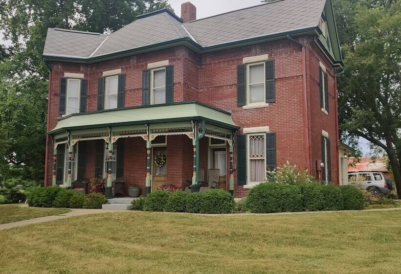 The Nauvoo Grand Bed & Breakfast