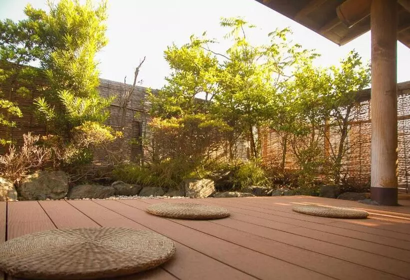 Ryokan Yugawara Retreat Goen No Mori