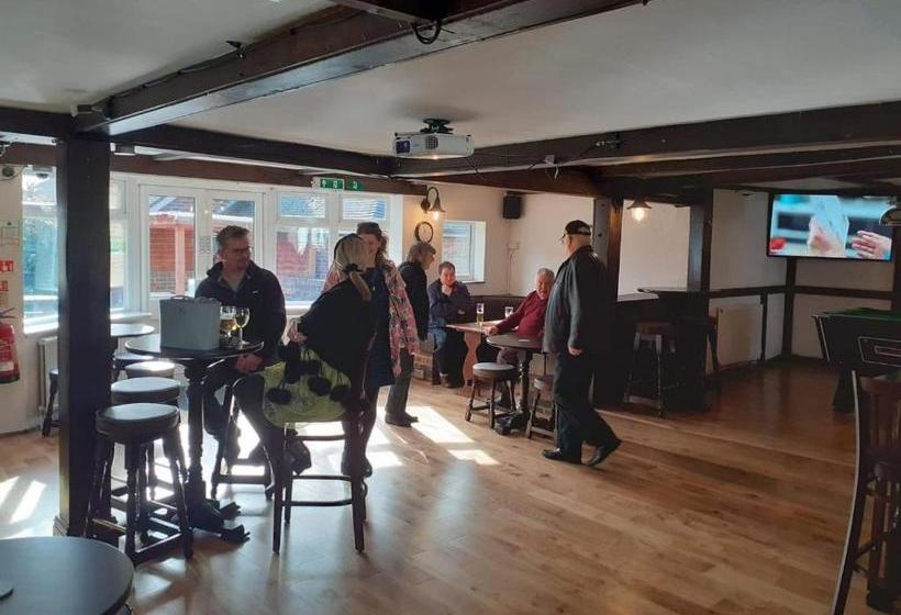 The Bear Inn And Burwash Motel