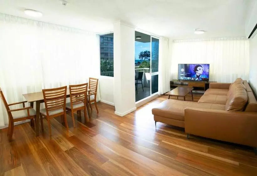View Pacific Apartments