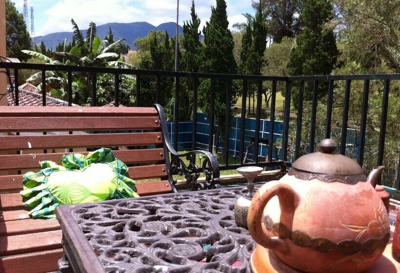 Villa Bukit Danau Lot 13