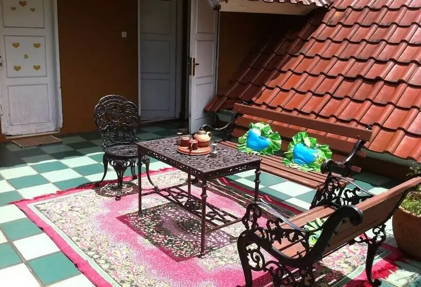 Villa Bukit Danau Lot 13