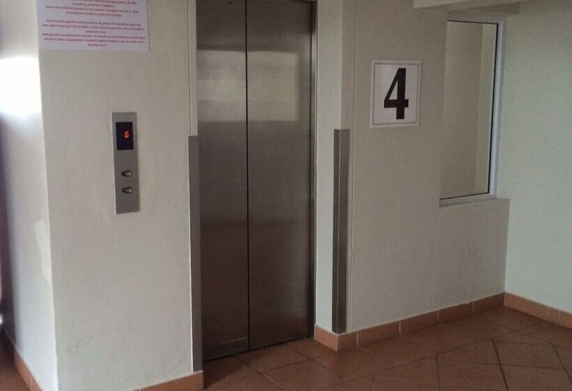 Vista Bonita Apartments