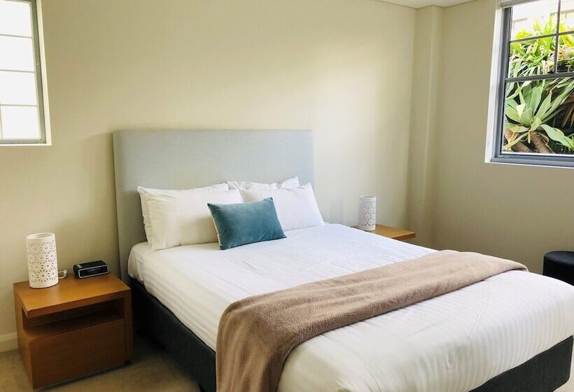 Wyndel Apartments   Encore