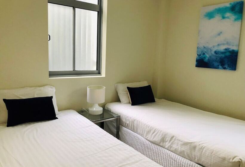 Wyndel Apartments   Encore