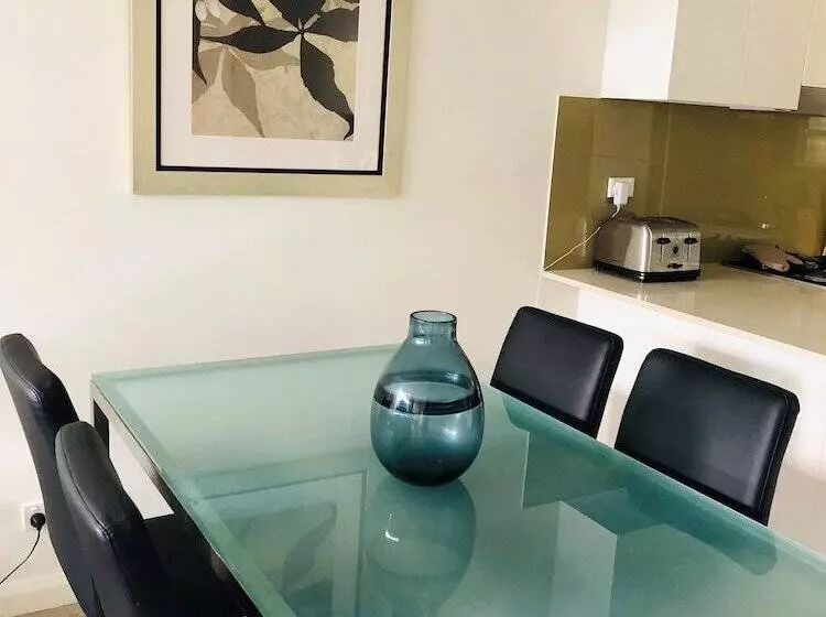 Wyndel Apartments   Encore