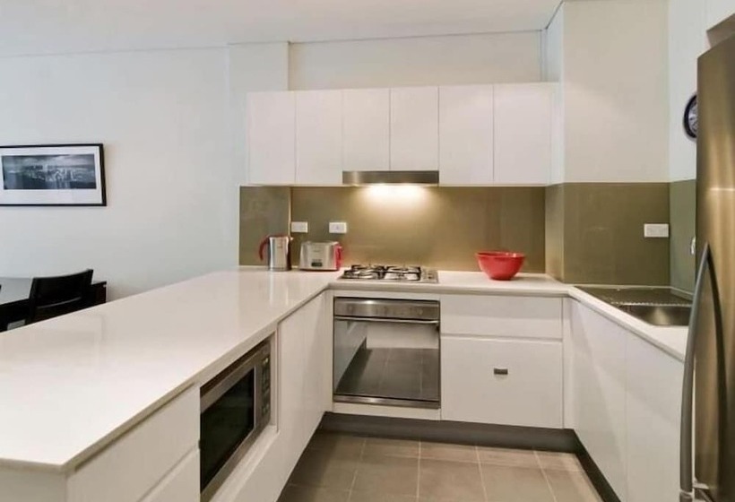 Wyndel Apartments   Encore