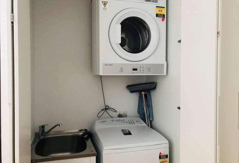 Wyndel Apartments   Encore