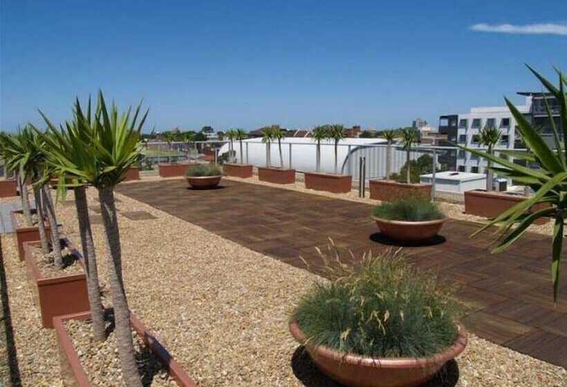 Wyndel Apartments   Encore