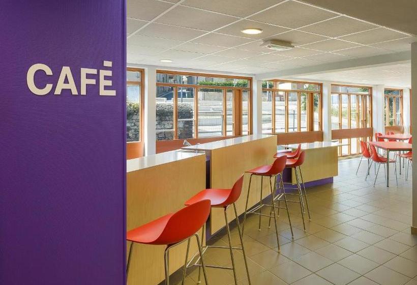 فندق صغير Centre International De Séjour André Wogenscky