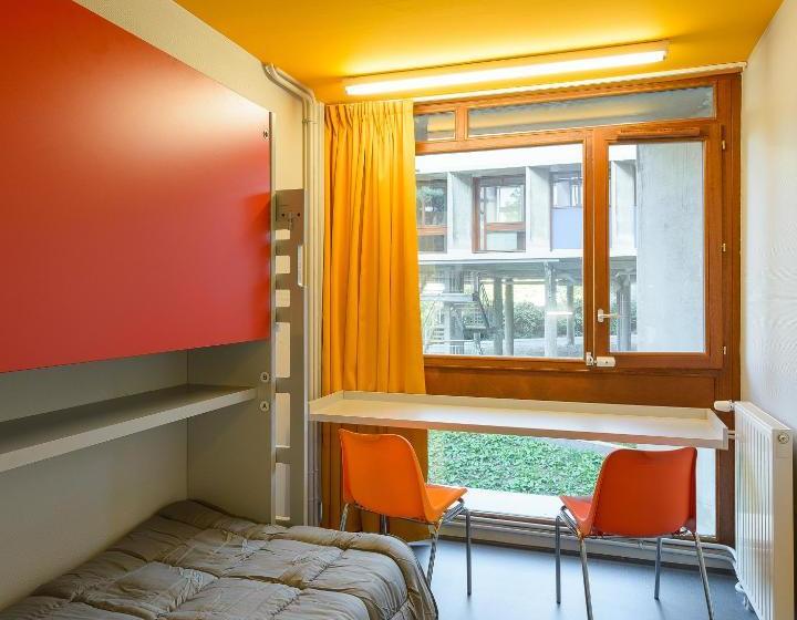 فندق صغير Centre International De Séjour André Wogenscky