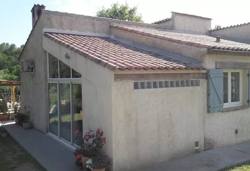 Aamiaismajoitus (B&B) Chambres D Hotes Au Pays De Fayence