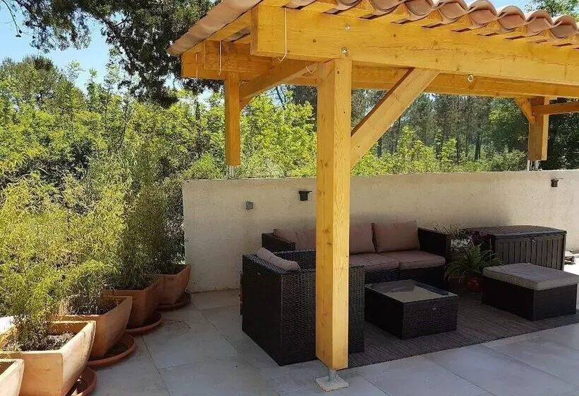 Aamiaismajoitus (B&B) Chambres D Hotes Au Pays De Fayence