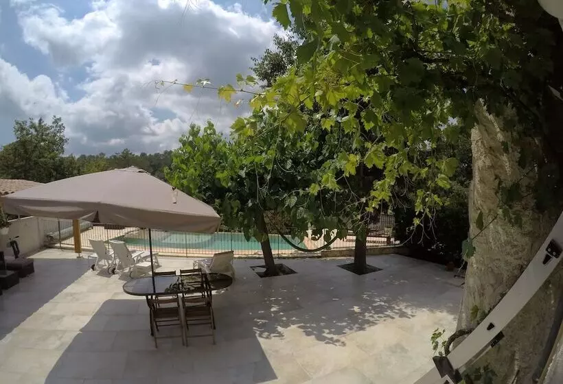 Aamiaismajoitus (B&B) Chambres D Hotes Au Pays De Fayence